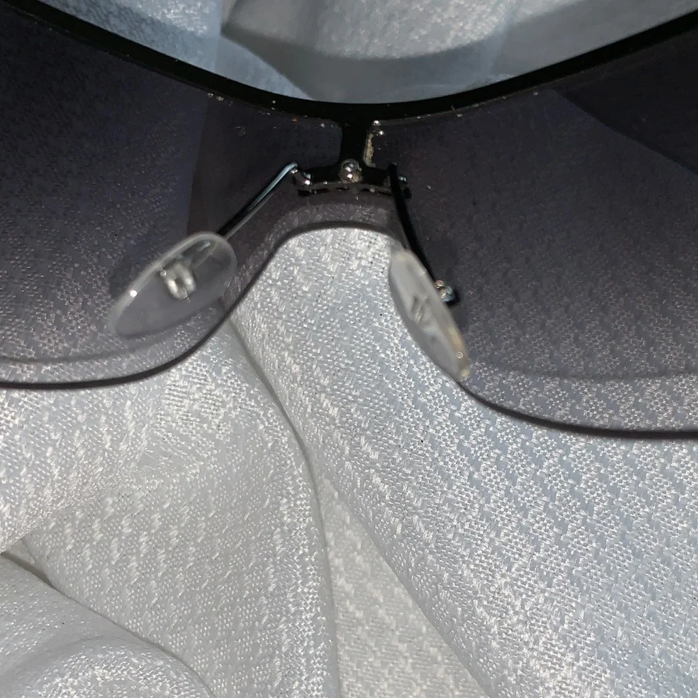 Gucci HorseBit Shiny Black/Gray & Silver Sunglasses - Picture 4 of 16